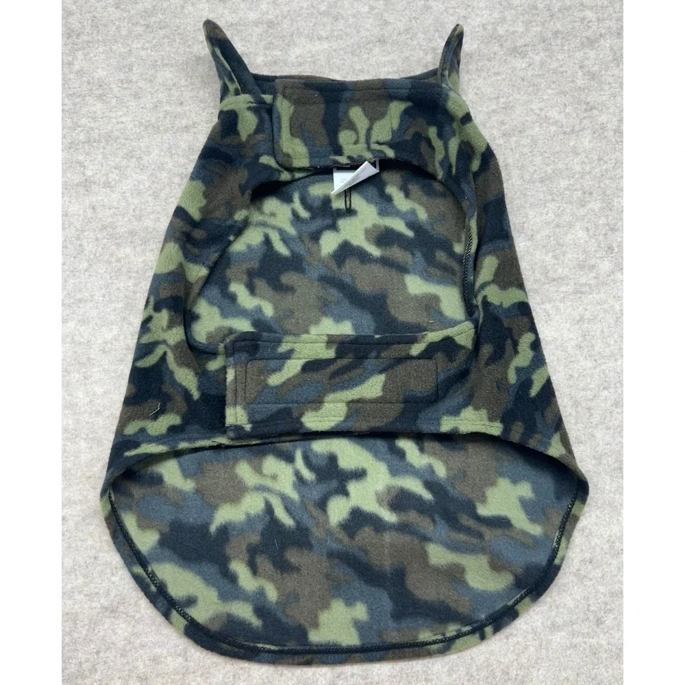32 Degrees Heat Fleece Dog Vest Medium Green Camo Excellent Leash Hole Hook Loop